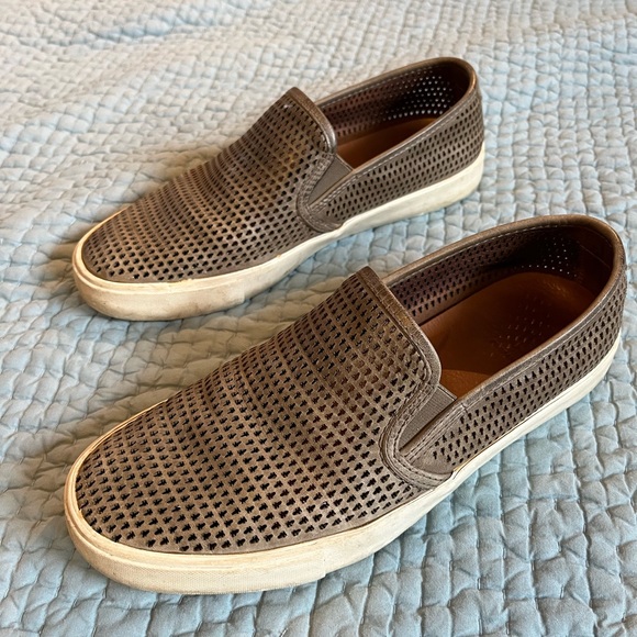 FRYE -Genuine Leather Perforated Summer Slip On’s Size 8.5 Men’s Shoes - Picture 4 of 6